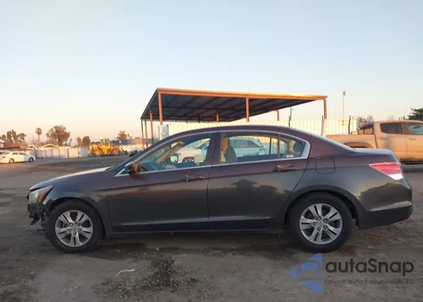 2011 Honda Accord 2.4 Lx-P z USA, uszkodzony, nr VIN 1HGCP2F40BA042326